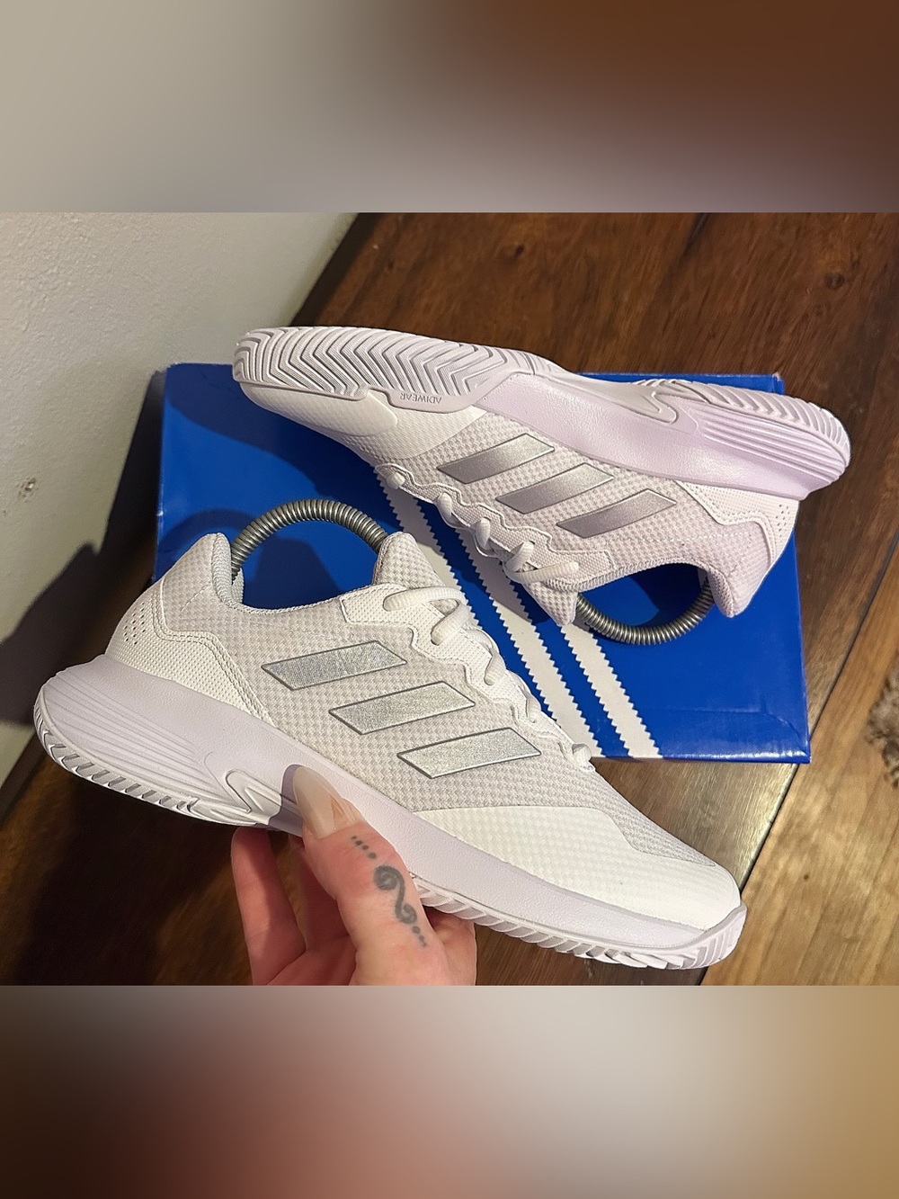 adidas Gamecourt 2.0 Tennis Shoes White/Silver Women’s Size 6.5 - NEW🎾👟
